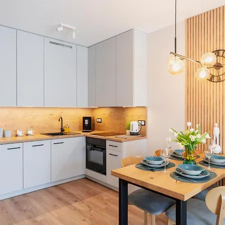 Mint Mohito A019 Z Parkingiem W Cenie - *